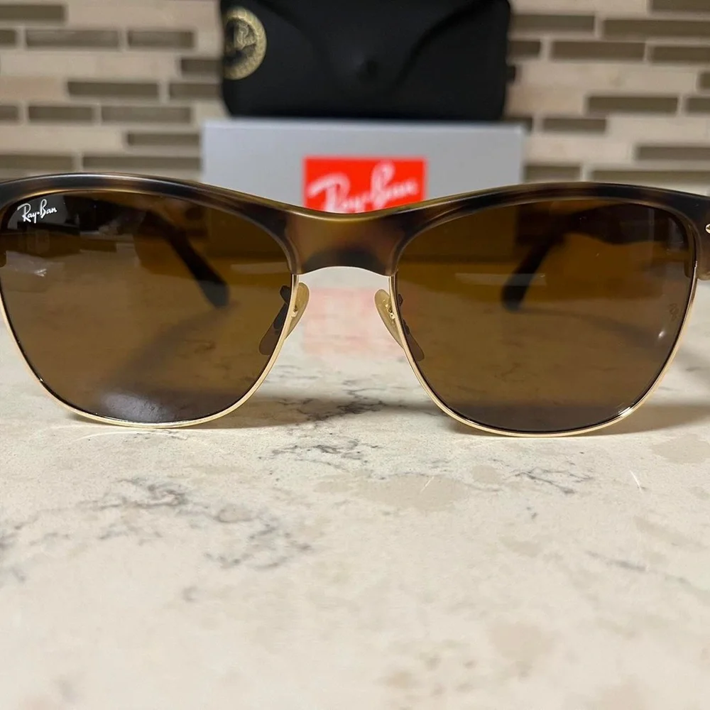 Ray-Ban Black and Brown Sunglasses with Case